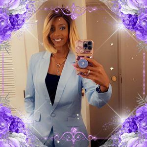 Meet your Posher, Stefanie